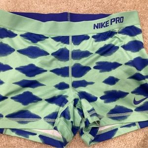 Nike Pro shorts Adult large